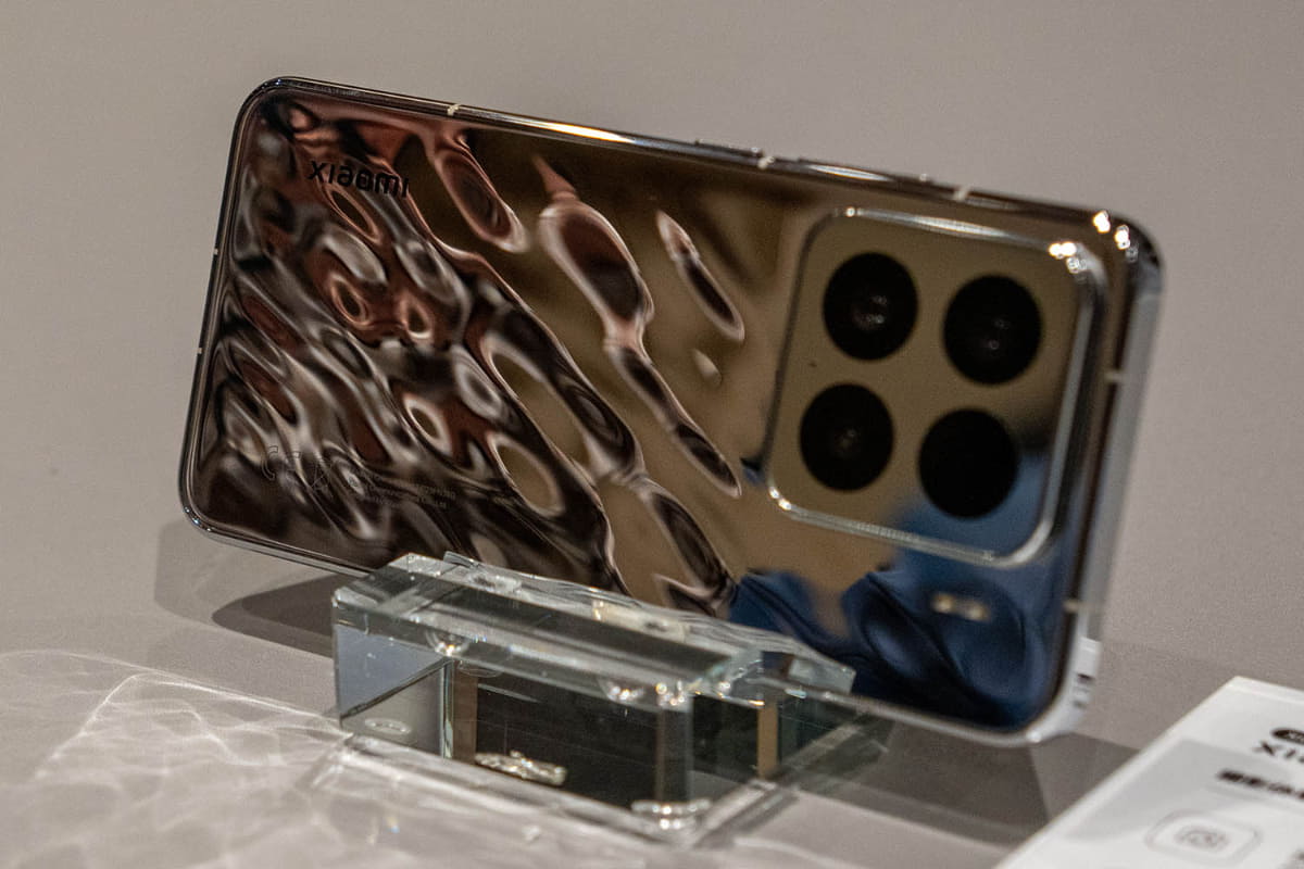 Xiaomi 15。高性能なカメラにこだわりつつ、15 Ultraに比べコンパクト
