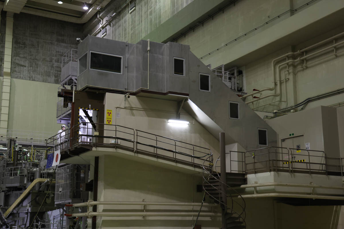 見学に使われる予定の通路