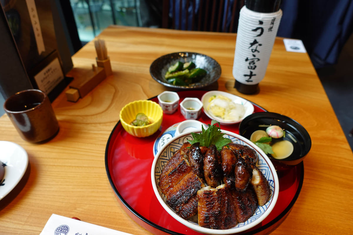 肝入りうなぎ丼 特上