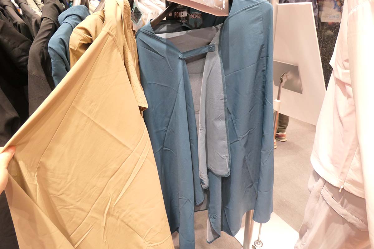 ポンチョ(価格：1,780円)