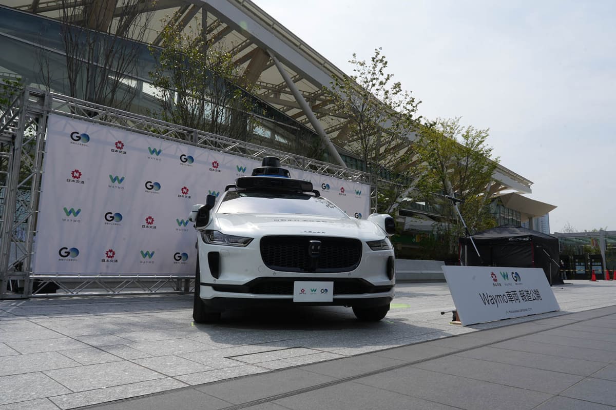 TAKANAWA GATEWAY CITYで初披露されたWaymo