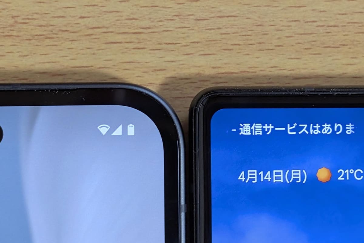 Pixel 9a(左)とPixel 6aでは四角の丸まり具合がかなり違うものの、ベゼルの太さは共通性あり