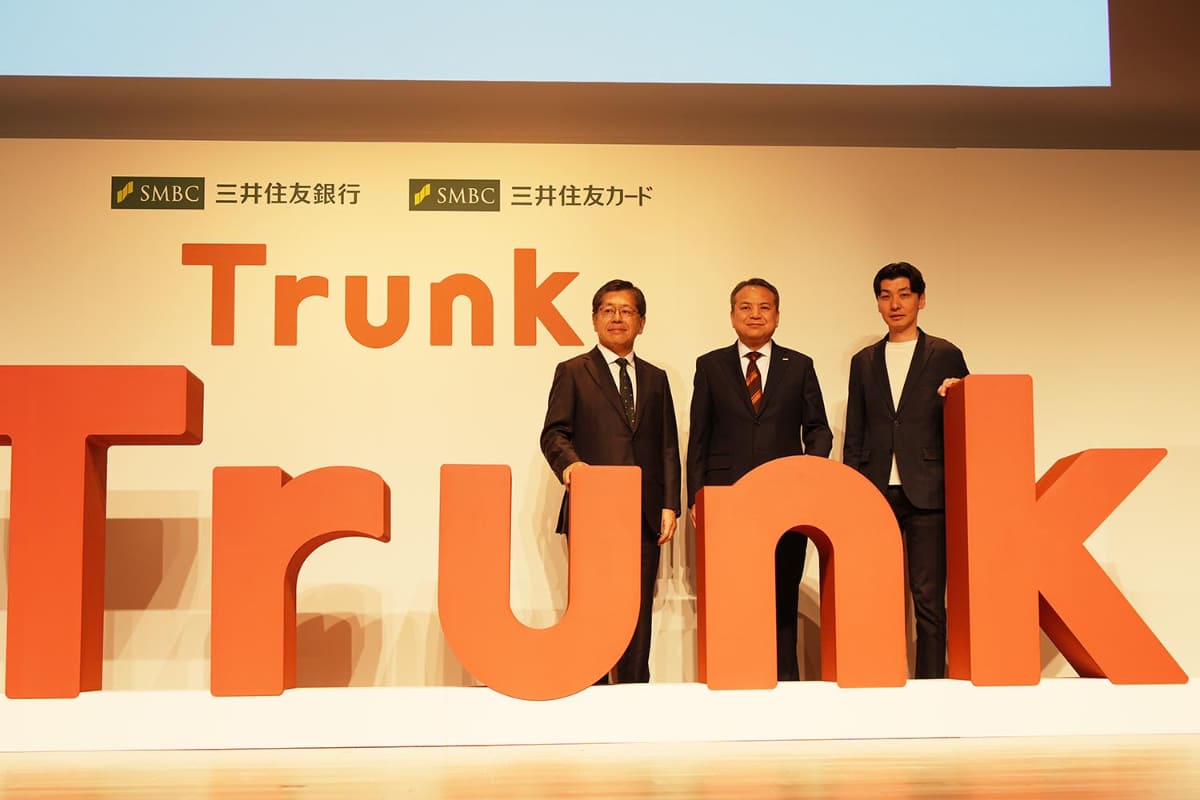 三井住友カード大西 幸彦CEO(左)、三井住友フィナンシャルグループの中島 達CEO(中央)、インフキュリオン丸山 弘毅CEO