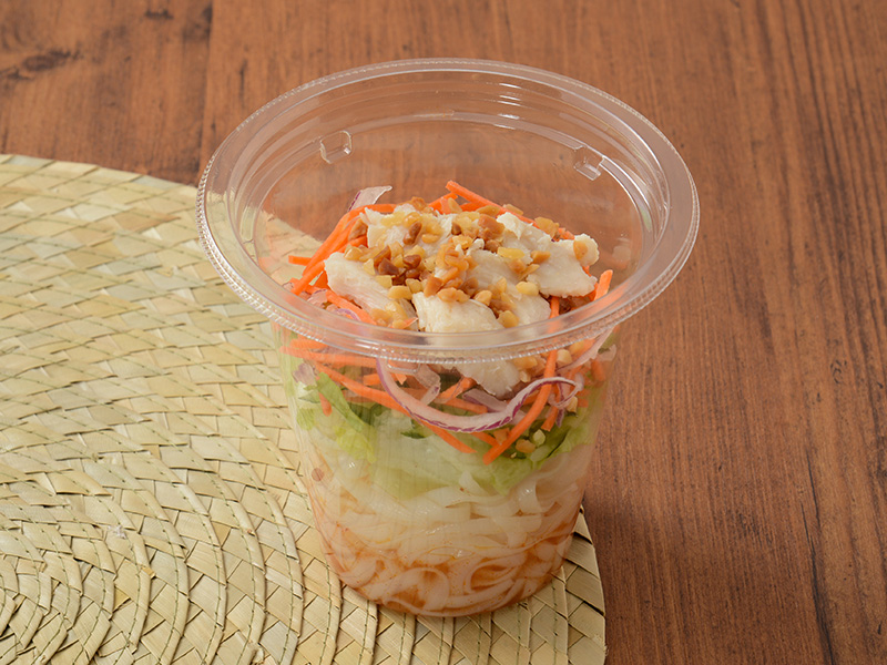 振っておいしいフォーサラダ 蒸し鶏