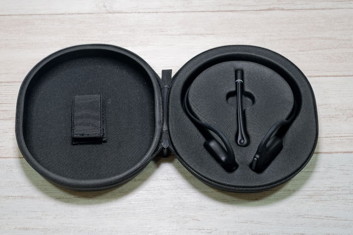 専用ケースが付属(製品版とはデザインが異なることがあります)