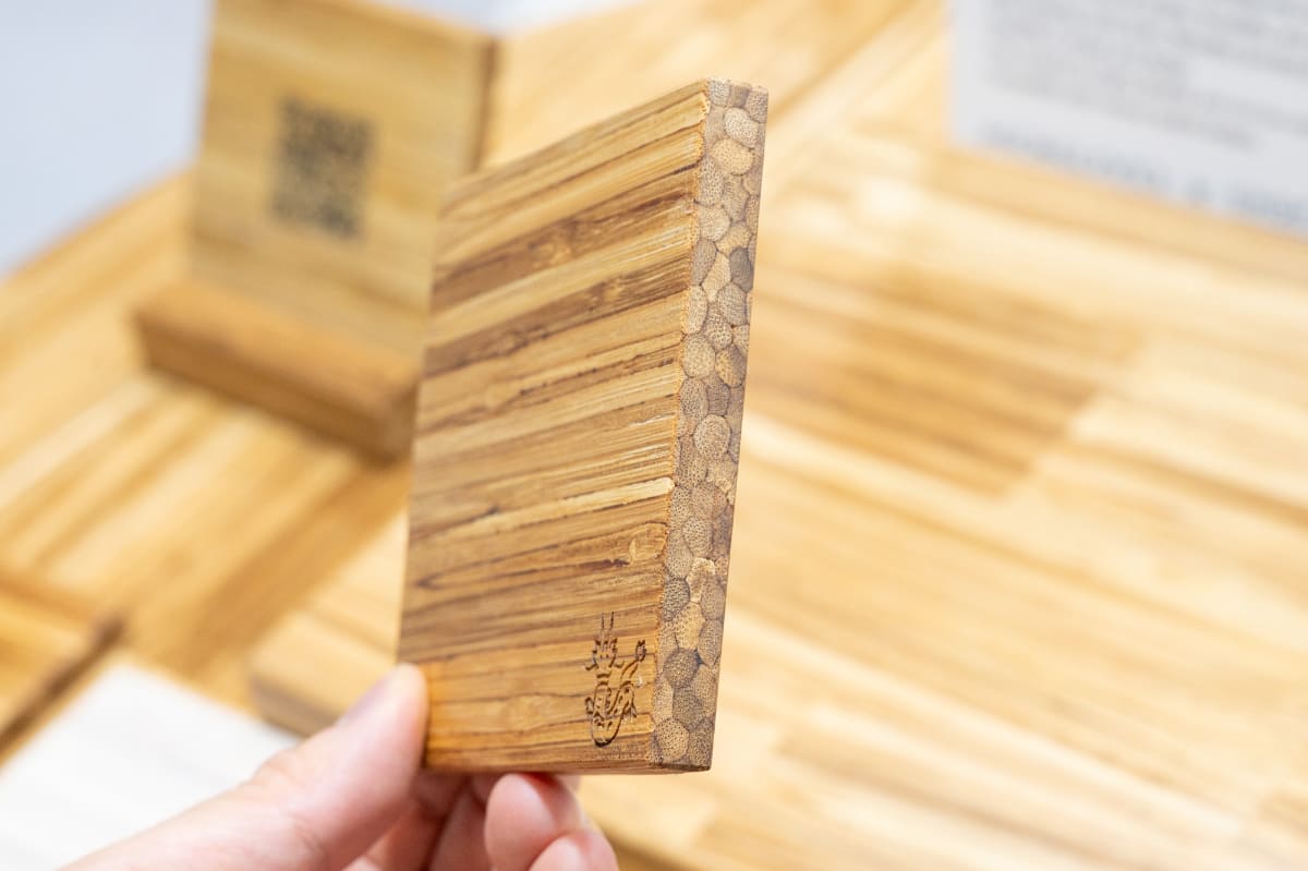 コクヨ「割り箸を再利用した家具」(オルガテック東京2024の展示から)