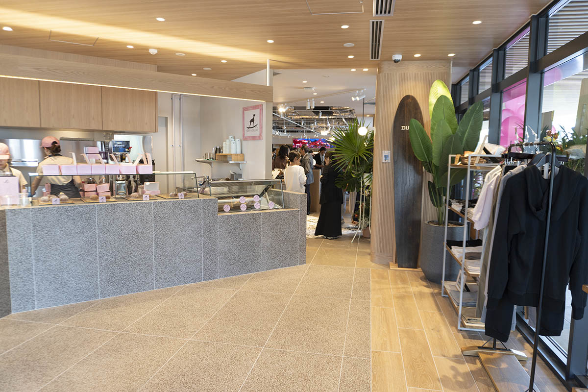 NORTH SHORE CAFE店内