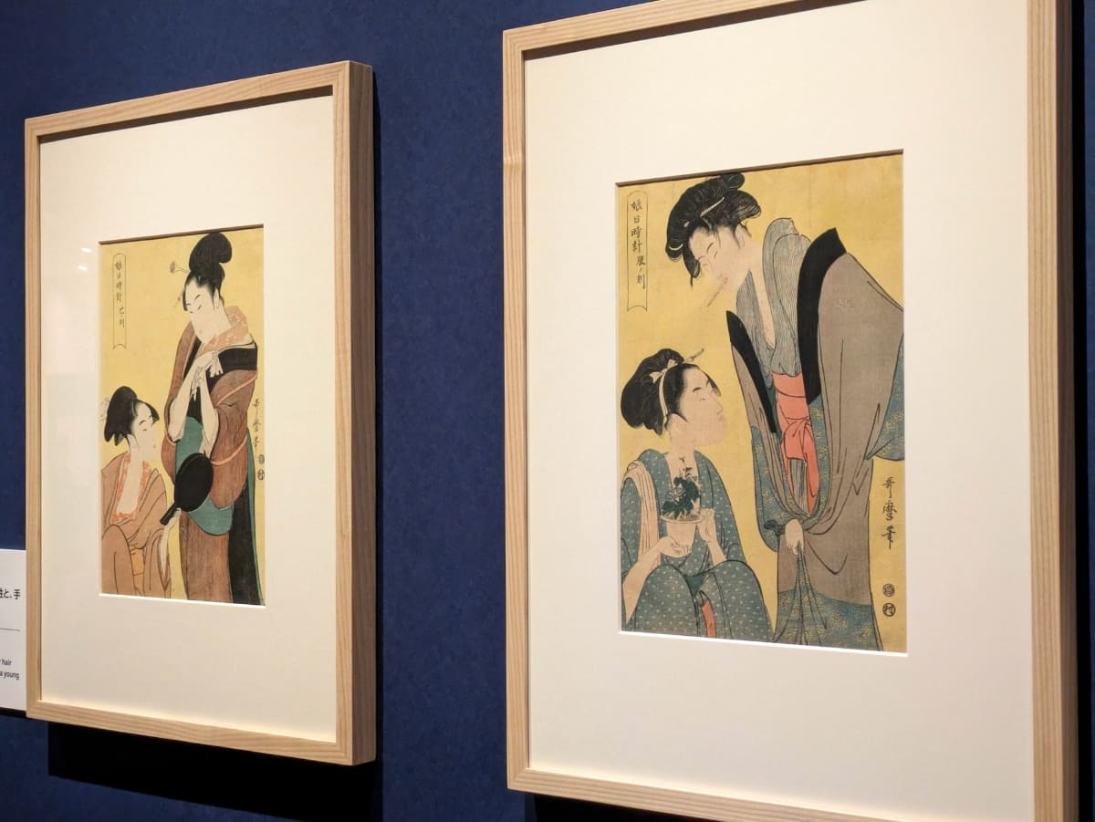 寛政6〜7年(1794〜95)頃に喜多川歌麿が描いた《娘日時計》。版元は村田屋治郎兵衛。東京国立博物館蔵