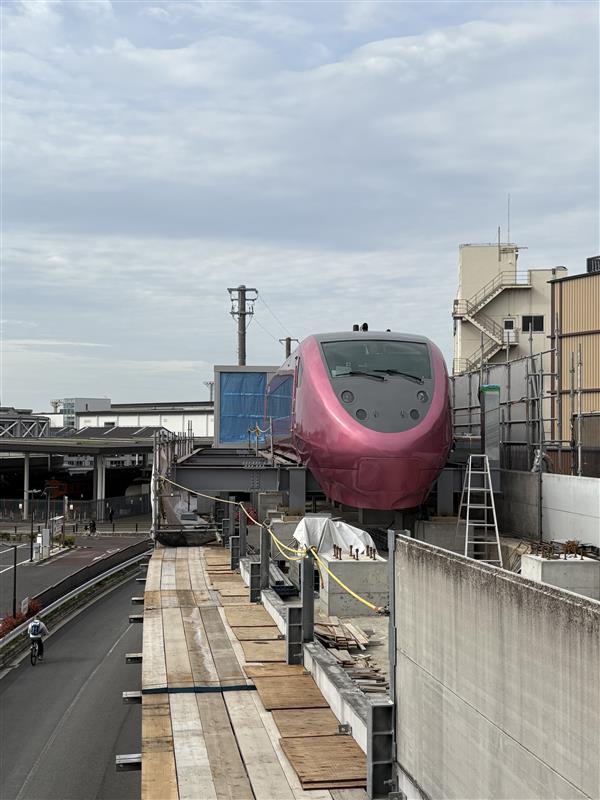 車両の設置作業の様子