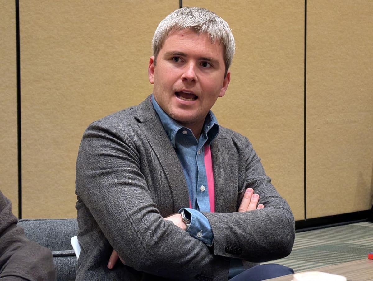 ステーブルコインへの質問に答えるJohn Collison氏