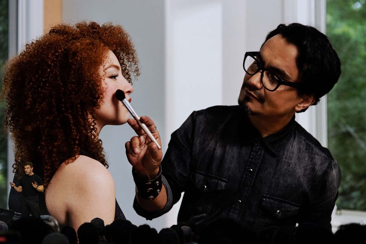 メイクアップやパーソナルトレーニングなどのプロがサービスを提供、Airbnbの上で利用したい人と「マッチング」する