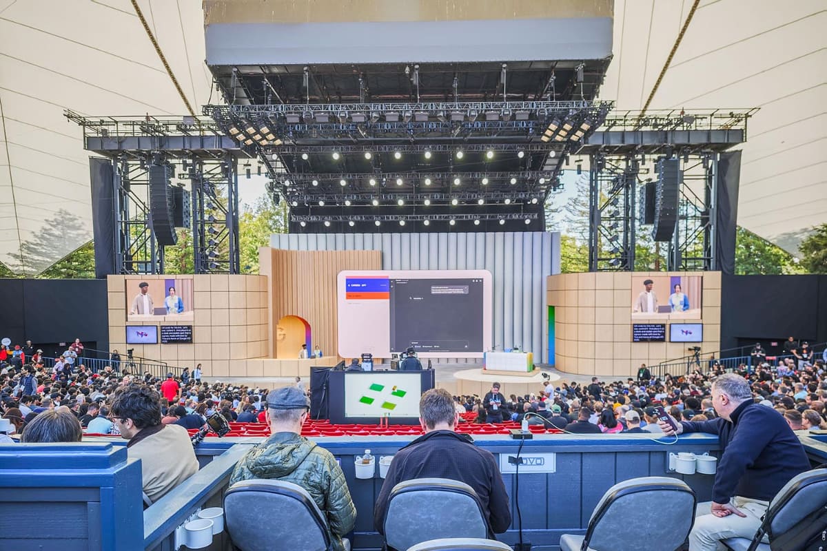 Google I/O 2025基調講演が行なわれたショアライン・アンフィシアター
