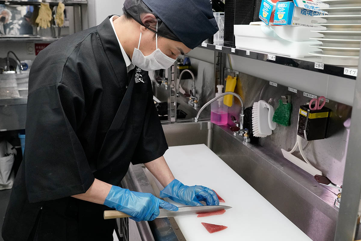 店内で調理し提供