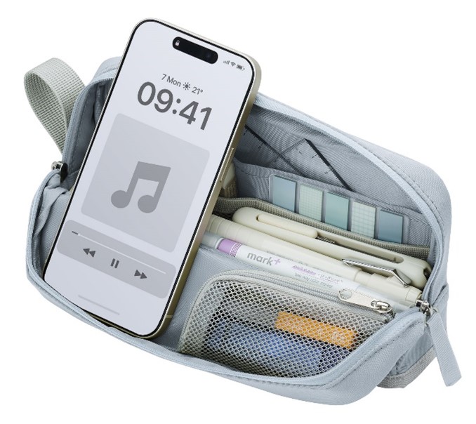 折り返し部分にスマホを立てかけられる
