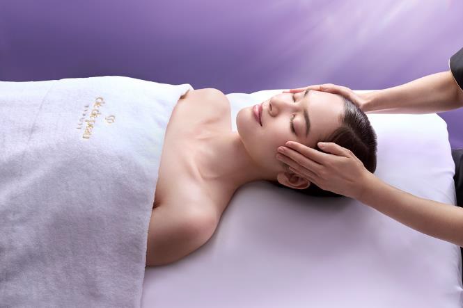 6ブランドは売場内外に専用キャビンを併設