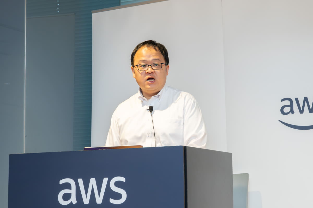 アマゾン ウェブ サービス ジャパン サービス&テクノロジー事業統括本部 技術本部長/ソリューションアーキテクトの小林正人氏