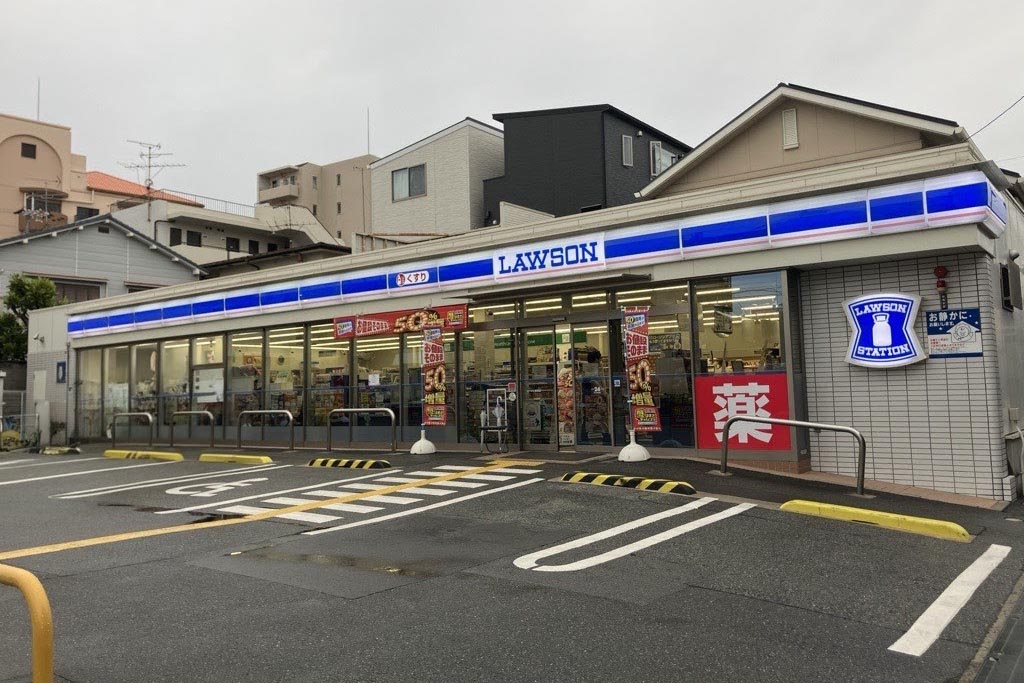 ローソン桜塚店 通常時の外観