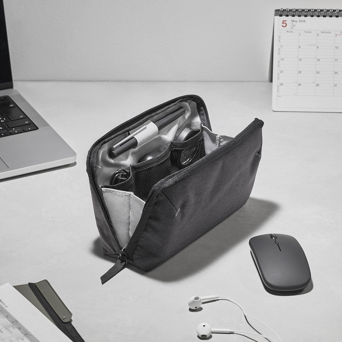 ガジェットポーチ M