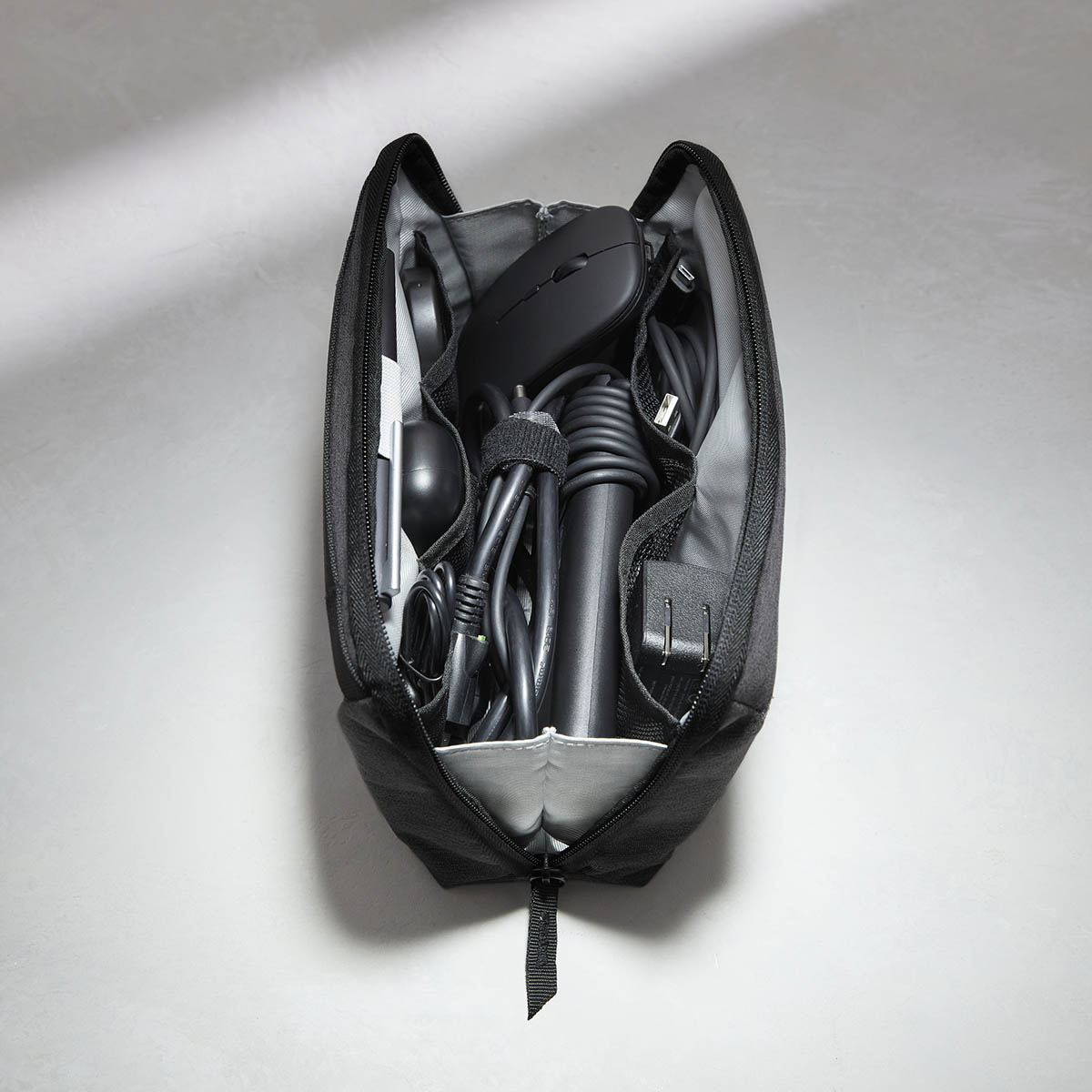 ガジェットポーチ L