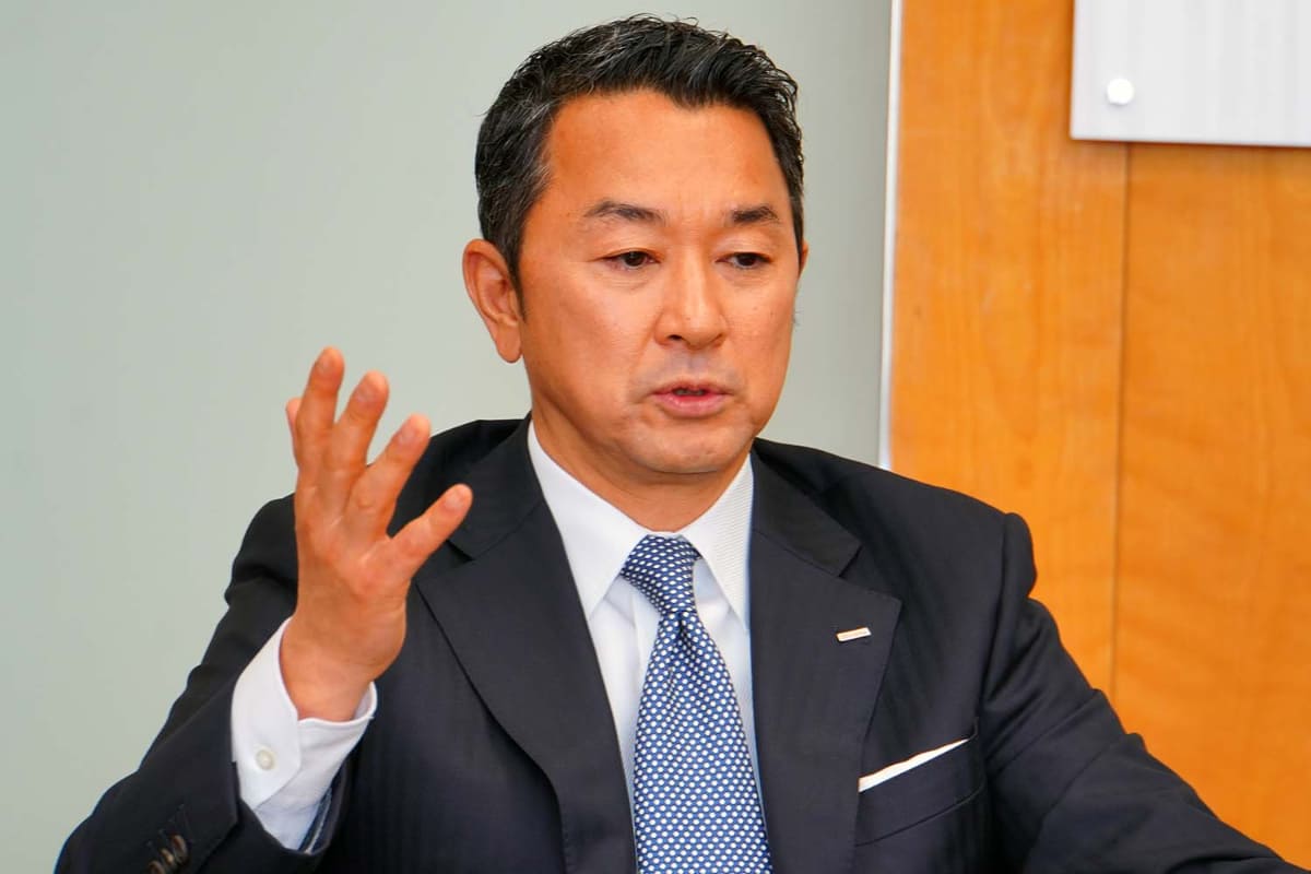 ドコモの前田氏が、新料金プランや銀行買収、ネットワークなどの戦略を語った