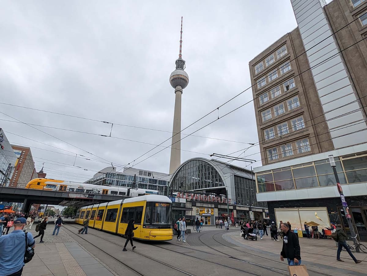 ドイツの首都ベルリンにあるアレクサンダー広場(Alexanderplatz)。年次開催のEIC(European Identity and Cloud Conference)会場となる