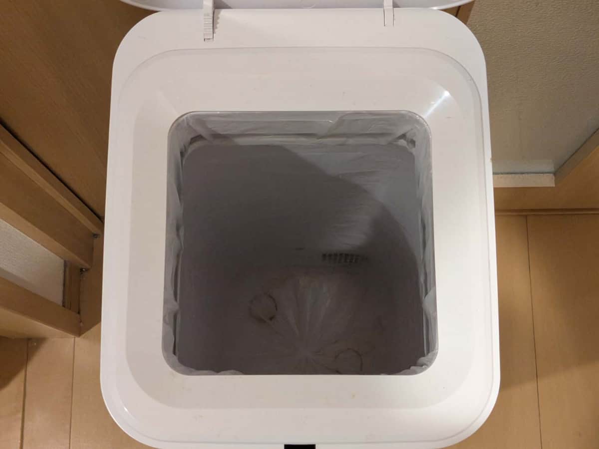 ゴミ箱の中