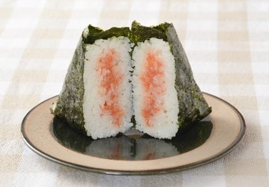 手巻おにぎり 熟成辛子明太子」(221円)