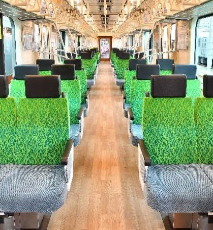 Q SEAT(5号車)クロスシート状態