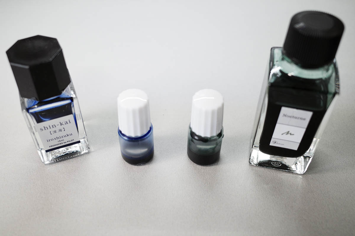 使う分だけドロッパーボトルに移し替える