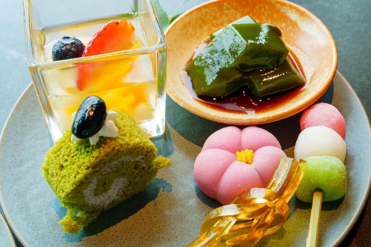 スイーツバーでは和菓子も楽しめる