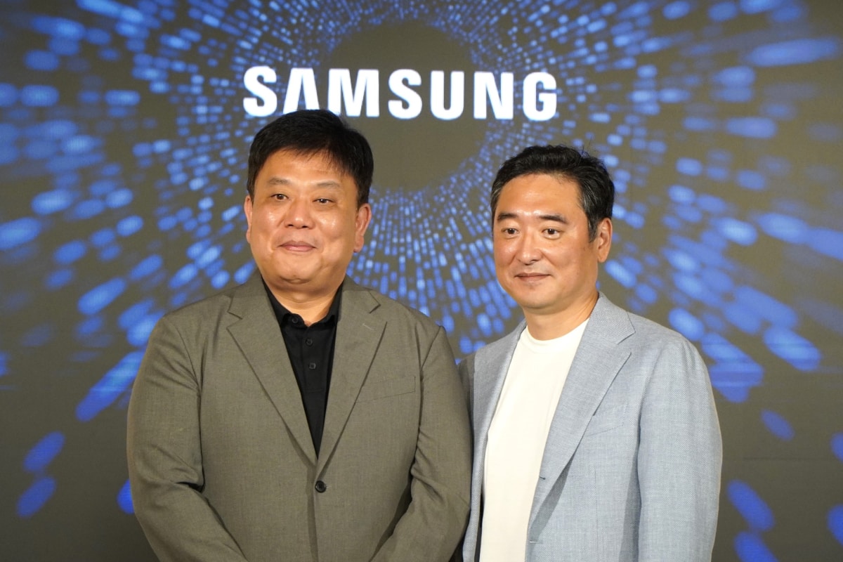 左から、サムスン電子MX事業部 技術戦略チーム長 ソン・インガン常務と、クアルコムコリアのキム・サンピョ副社長