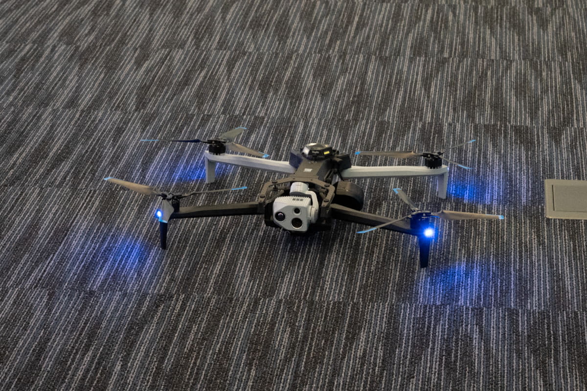 GPSが利用できない状況でも自立稼働する災害対策用ドローン