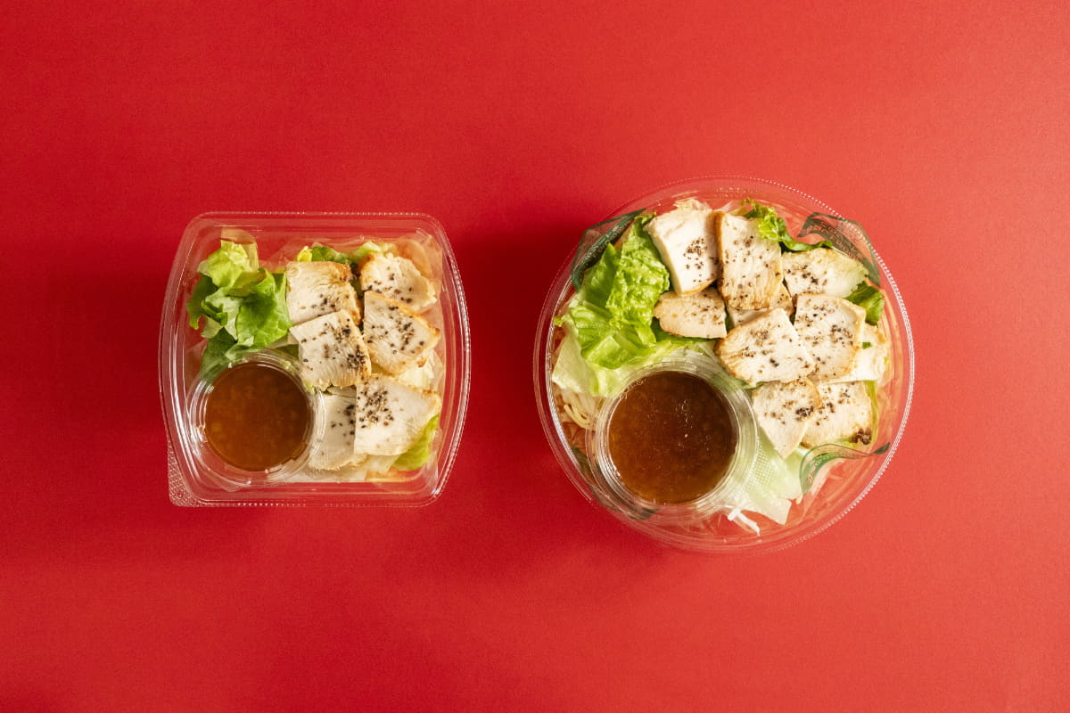 「たんぱく質が摂れる！ローストチキンのパスタサラダ」398円、8月5日～11日