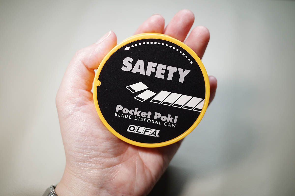 手のひらサイズの「ポケットポキ」(市場価格：200円前後)