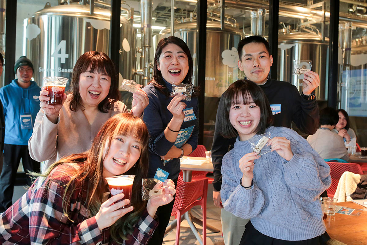 先行試飲会の様子