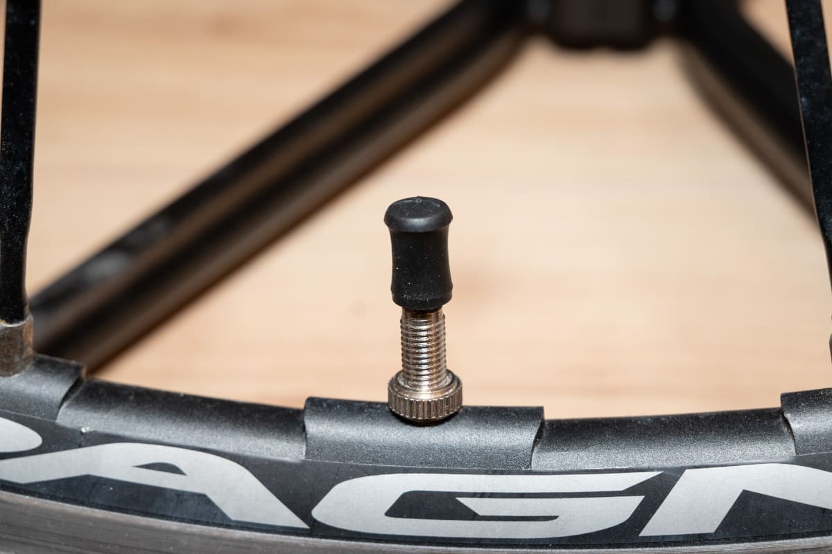 付属のダストキャップを取り付けたところ