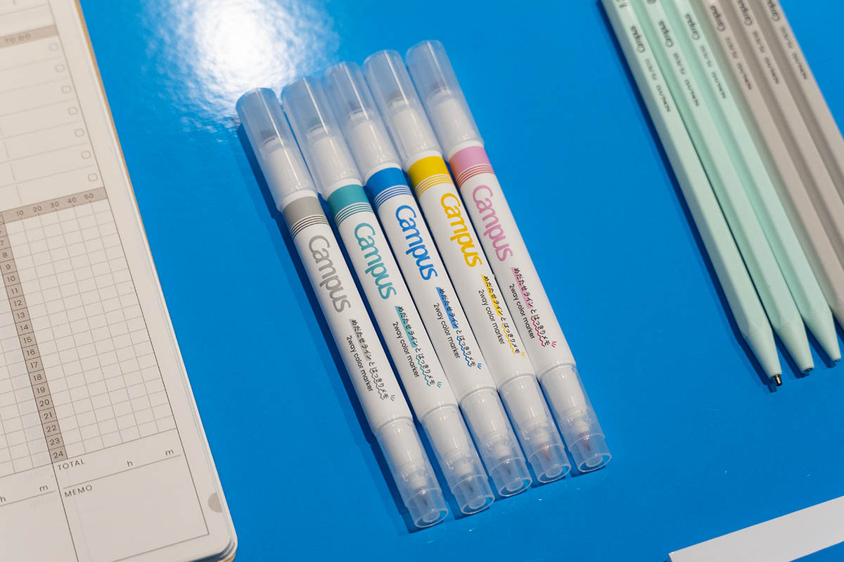 細かな字も書けるマーキングペン