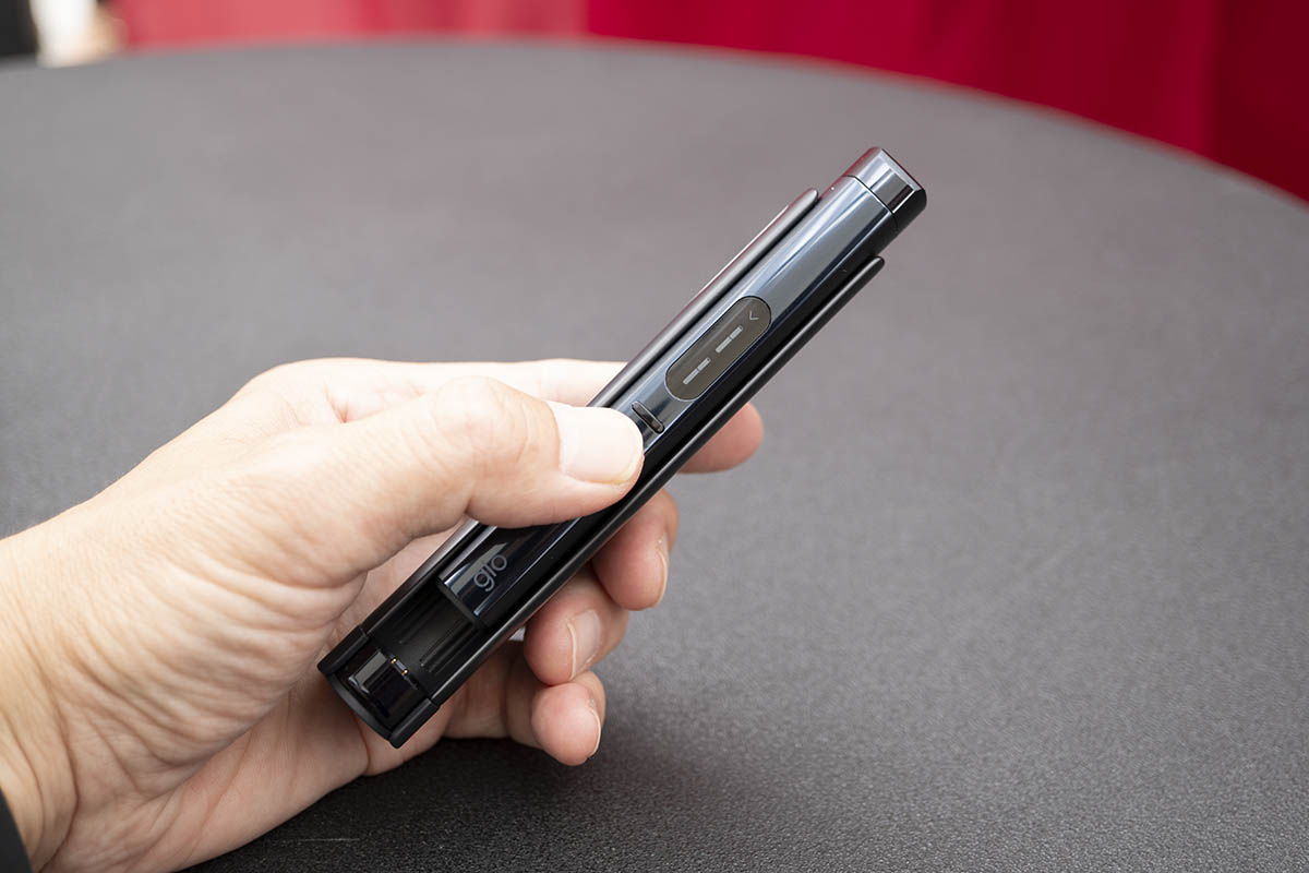 ヒーロ・プラスはケースからペンを取り外せる