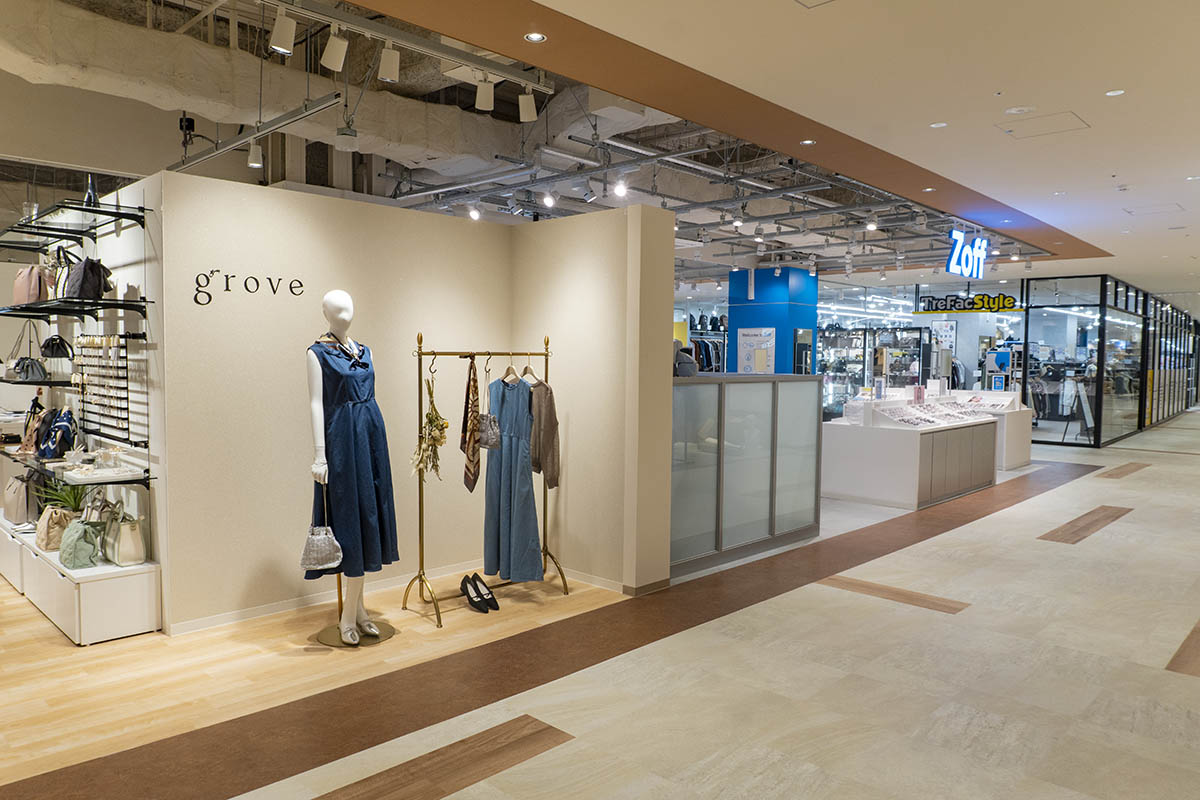 2階のアパレルショップ