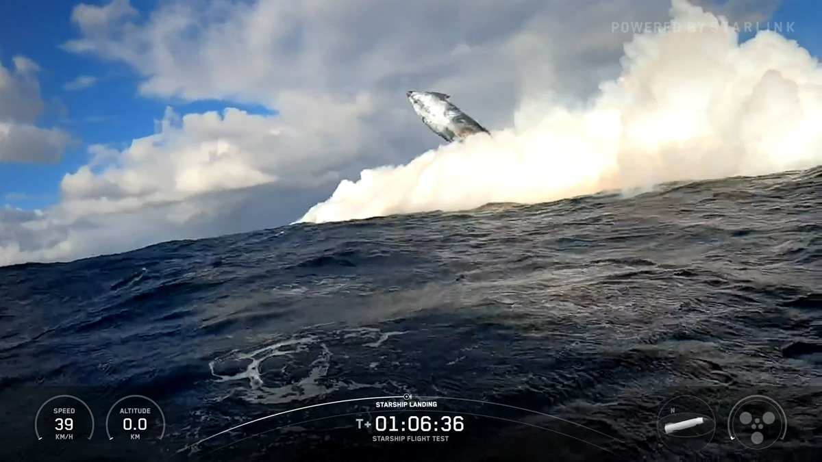 着水の様子(SpaceXの配信より)