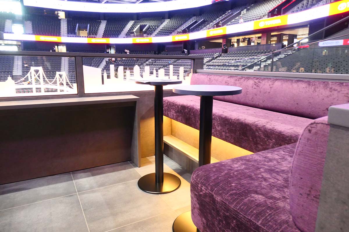 ルーム1「NIGHT」定員12名