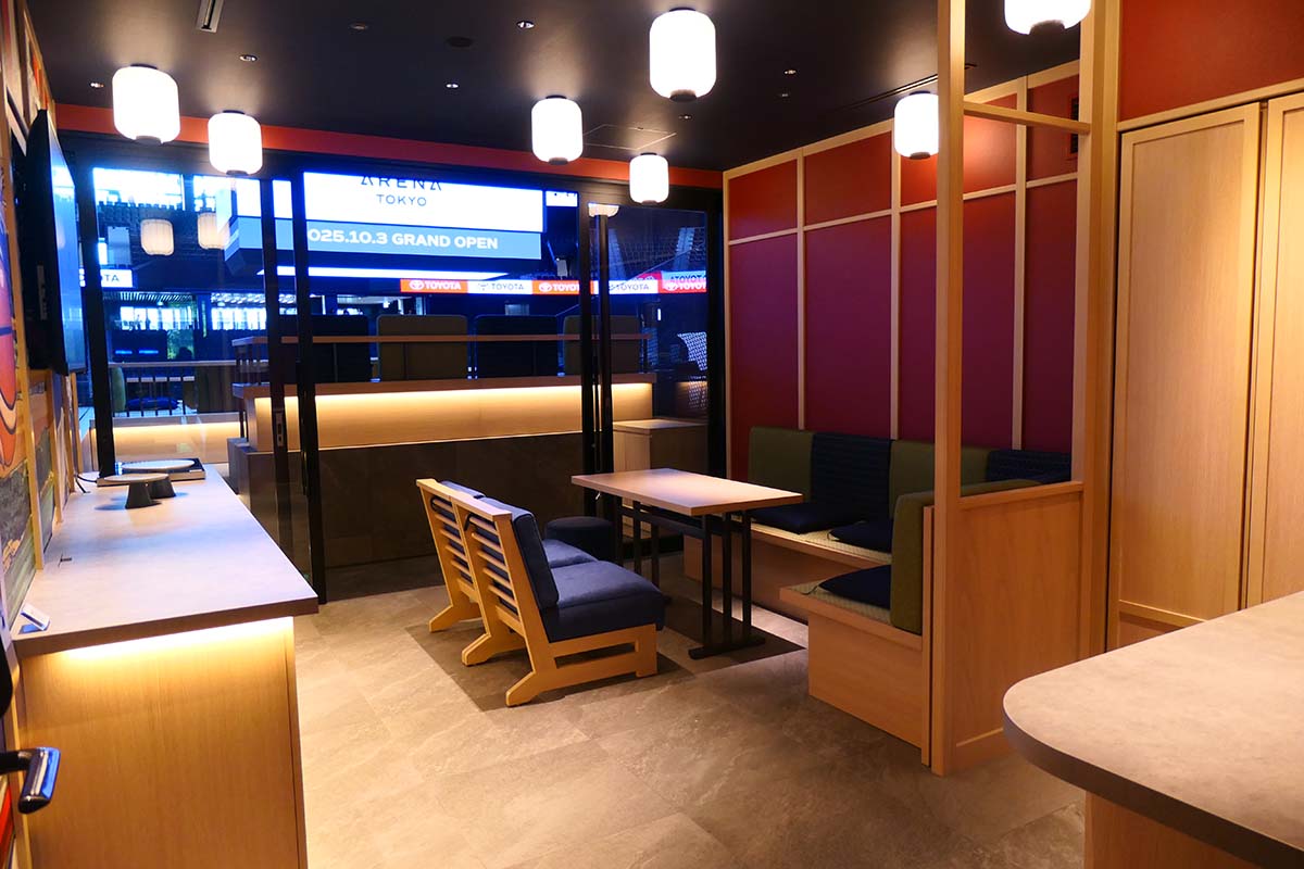 ルーム5「OEDO」定員15名。個室付き