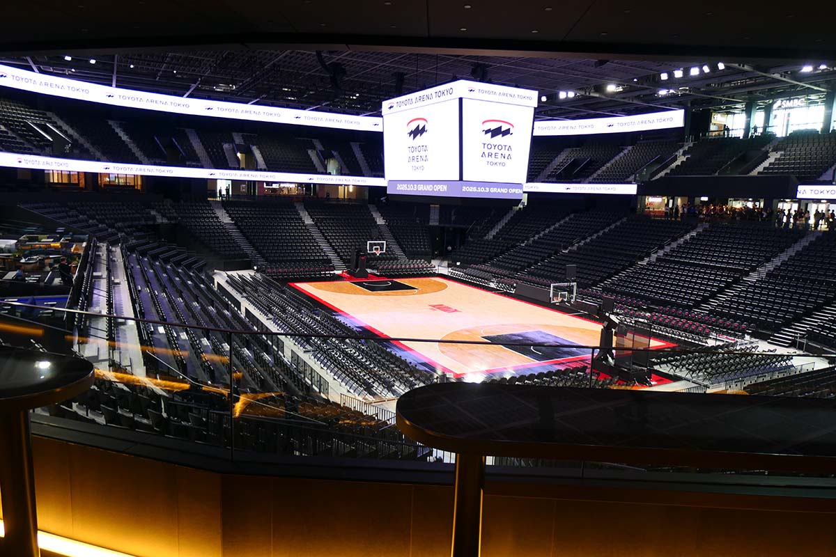 CHAMPAGNE COLLET PARTY LOUNGEのカウンターからの景色