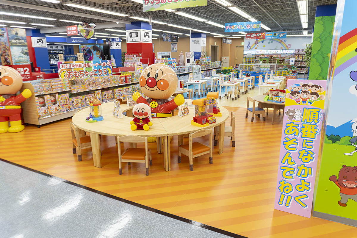 6階の玩具体験コーナー
