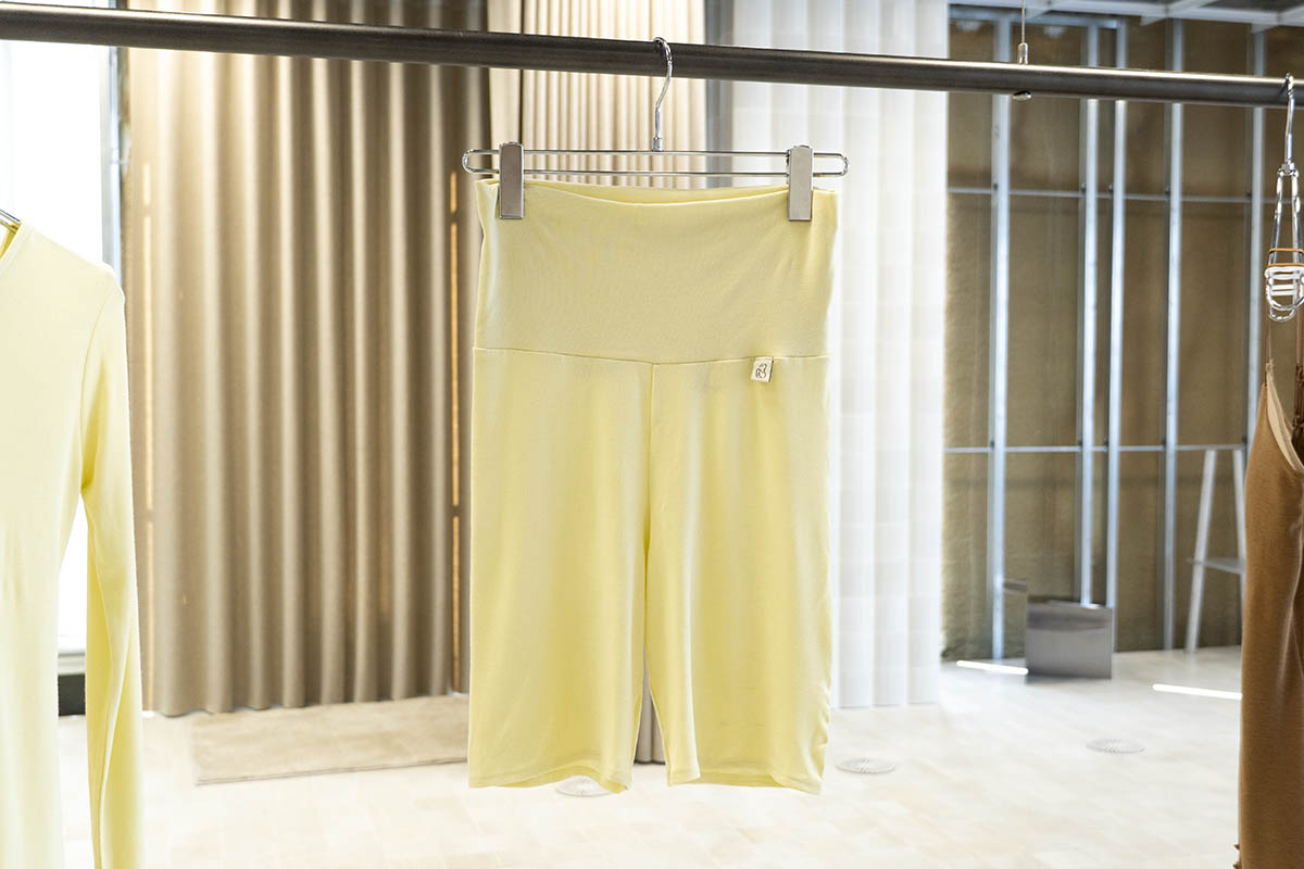 「Mizuno×Ameri HIGH WAIST HALF LEGGINGS」