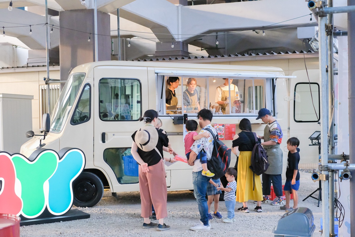 1YY CLUB営業中の様子