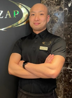 RIZAPの真岡トレーナー