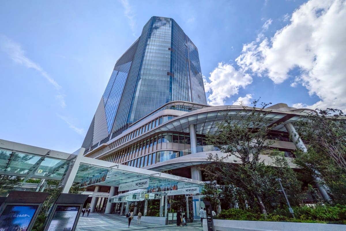 THE LINKPILLAR 1 SOUTH