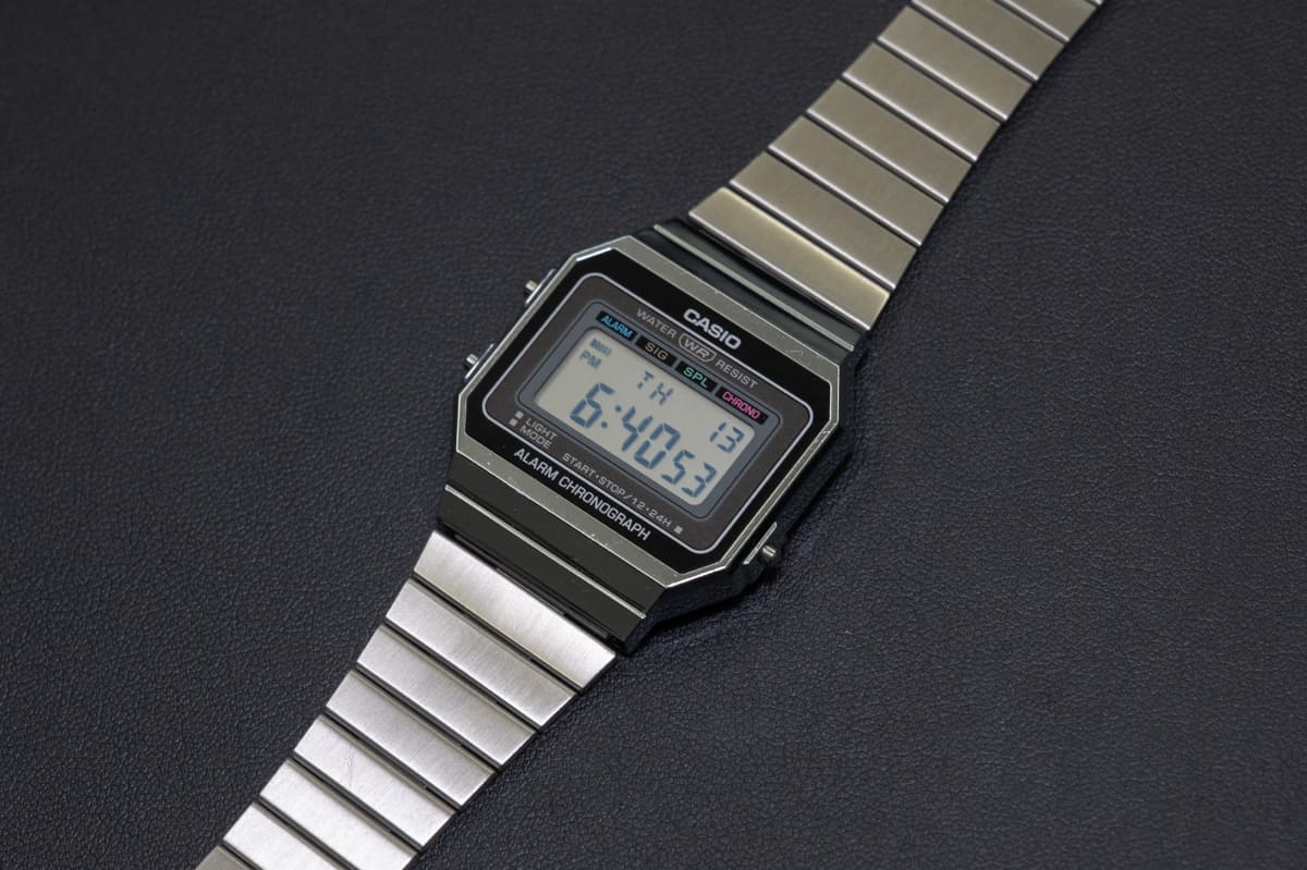 1982年発売の「SA-410」を復刻した「A700」