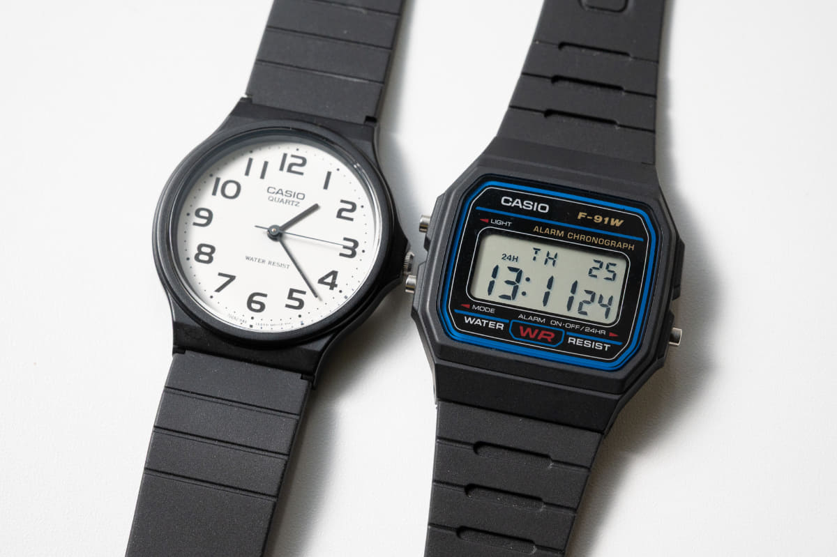 「MQ-24」(1987年発売)と「F-91W」(1989年発売)。どちらも現行モデルで、2,200円